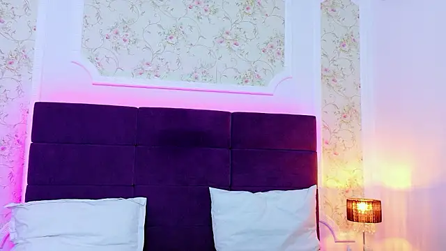 EvelinHill online show from February 2026 05:02:02 AM