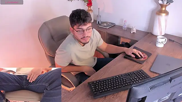 Snapshot of Jay_Grip chatting on February 2026 01:28:02 PM Jay Grip online show from February 2026 01:28:02 PM