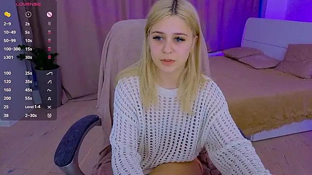 ApheliaStar online show from March 2026 04:21:02 PM