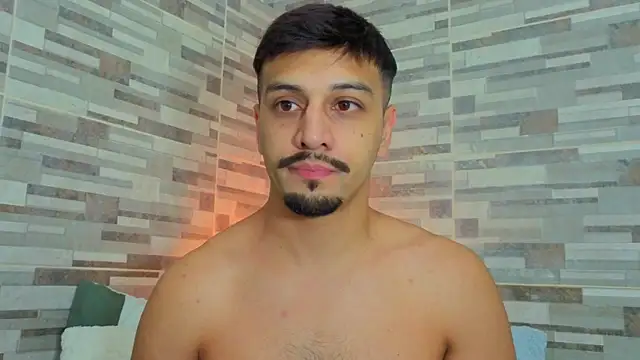 Snapshot of joelcallvil1 chatting on April 2026 03:33:01 AM joelcallvil1 online show from April 2026 03:33:01 AM