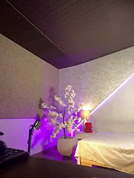 maaluh online show from April 2026 03:59:02 PM