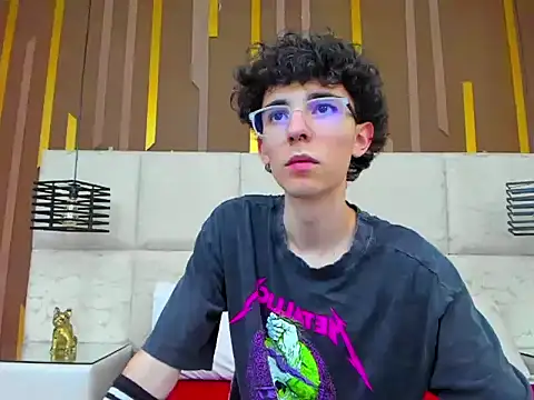 Syriussz online show from February 2026 01:05:02 AM