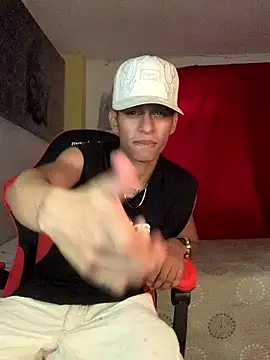 Niklaus1 online show from January 2026 06:23:01 PM