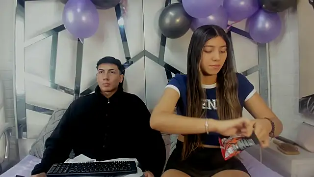Snapshot of ScarlettAndLucas chatting on February 2026 01:06:02 PM ScarlettAndLucas online show from February 2026 01:06:02 PM