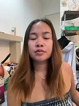 Ponthip online show from April 2026 01:06:02 PM