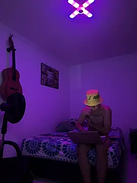 BabyAzz19 online show from January 2026 03:33:01 AM