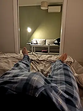 PictureofThickNcurved online show from January 2026 10:48:02 PM