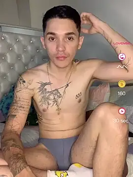 Snapshot of _Ander_Xx chatting on May 2026 06:32:02 AM Ander Xx online show from May 2026 06:32:02 AM