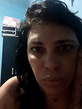 gaellymurlockx18 online show from February 2026 05:01:02 AM