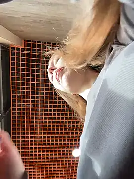 LeiaMood online show from February 2026 06:53:01 AM