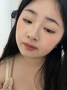 Mloy-01 online show from January 2026 01:49:01 PM