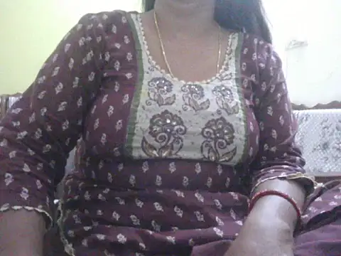 Snapshot of mohini_bhabhi chatting on June 2026 09:17:01 AM mohini bhabhi online show from June 2026 09:17:01 AM