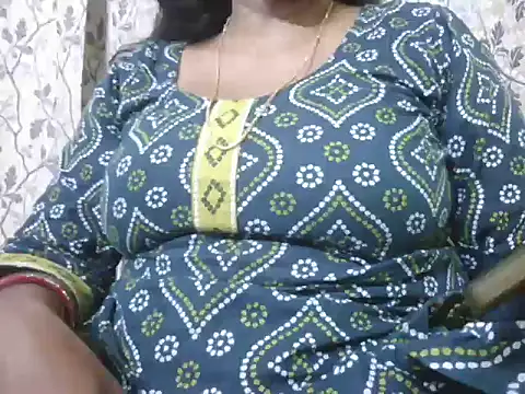 Snapshot of mohini_bhabhi chatting on July 2026 03:47:01 PM mohini bhabhi online show from July 2026 03:47:01 PM
