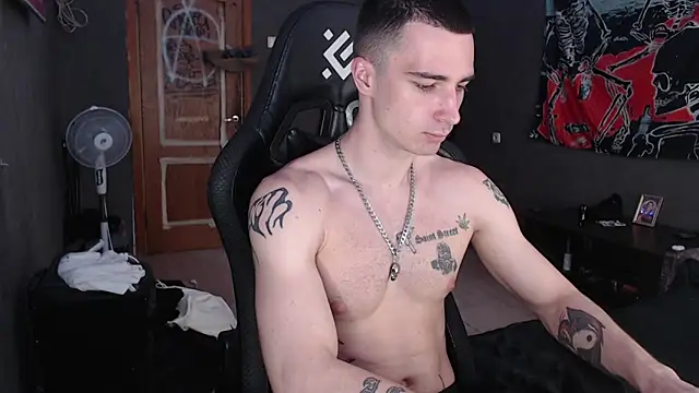 Snapshot of Jack_loveeee chatting on June 2026 08:23:01 AM Jack loveeee online show from June 2026 08:23:01 AM