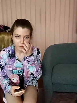 MochiNy4n online show from June 2026 05:26:02 PM