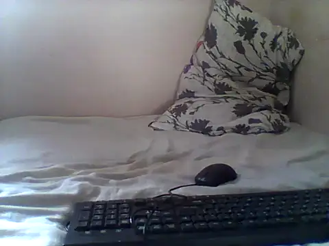 handsomeguy02 online show from June 2026 01:13:01 PM
