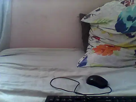 handsomeguy02 online show from June 2026 12:53:02 PM