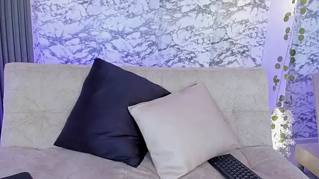 soffi joness23 online show from March 2026 07:09:01 PM