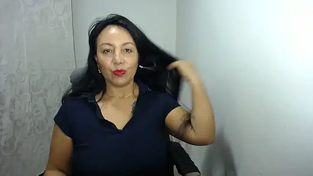 soyElena46 online show from April 2026 12:19:02 PM