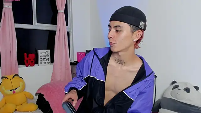 Maiky Cooper01 online show from March 2026 11:21:01 PM