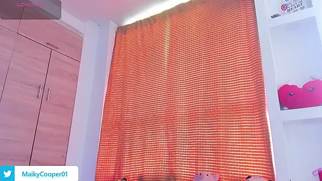 Snapshot of Maiky_Cooper01 chatting on April 2026 03:54:02 PM Maiky Cooper01 online show from April 2026 03:54:02 PM