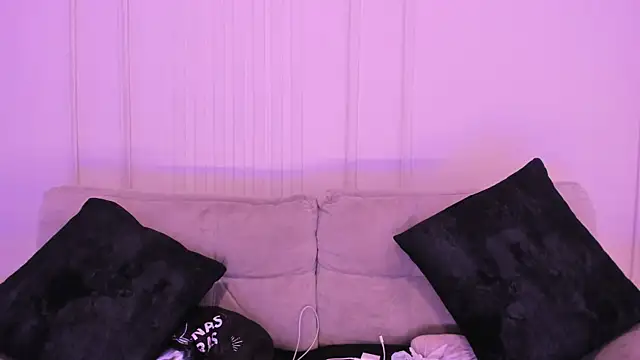 Arianaa Cooper  online show from April 2026 11:35:01 AM