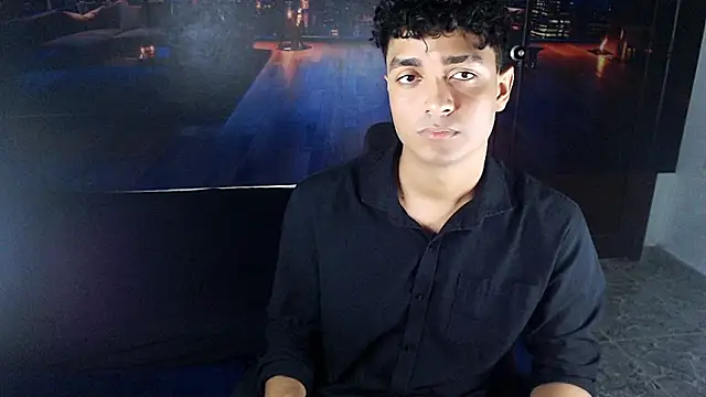 Zyron Blaze online show from January 2026 08:03:02 PM