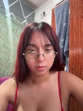 Snapshot of Lolitta24 chatting on February 2026 01:07:02 PM Lolitta24 online show from February 2026 01:07:02 PM