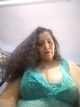 Gorditacarlota online show from January 2026 04:43:02 PM