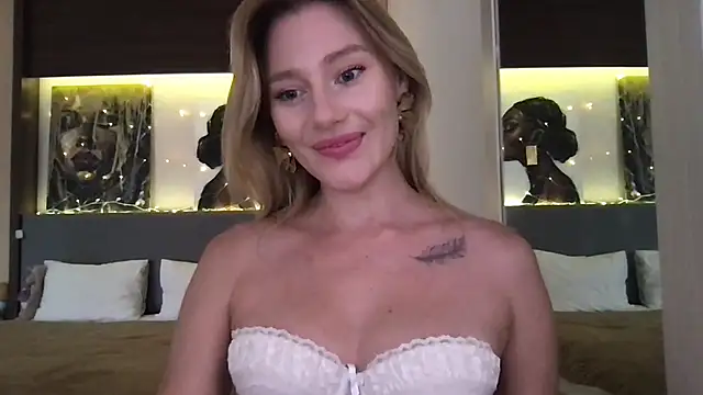 Stella muse online show from February 2026 03:46:01 AM