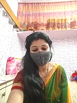 Priyaji7575 online show from February 2026 12:01:02 PM