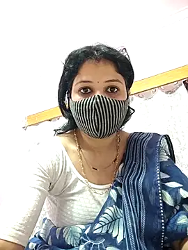 Priyaji7575 online show from March 2026 11:28:02 AM