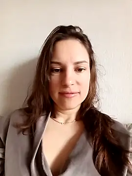 She-Moon online show from April 2026 06:33:01 AM