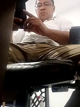 Antony-5045 online show from January 2026 08:13:02 PM