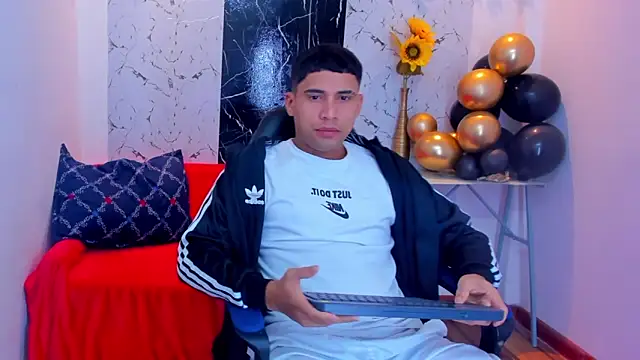 Franco ferrer online show from January 2026 08:08:01 AM