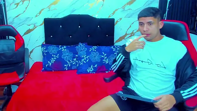 Franco ferrer online show from January 2026 05:22:01 AM