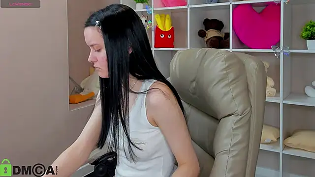 Kessi Millisis online show from February 2026 03:04:01 AM