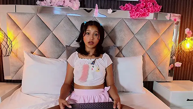 Real virgin Pussy online show from February 2026 07:48:01 PM