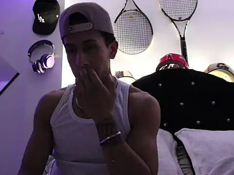 Santiagoo091 online show from January 2026 05:33:01 AM