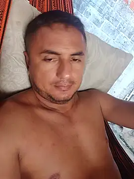 Snapshot of knox_zeque chatting on July 2026 07:39:01 PM knox zeque online show from July 2026 07:39:01 PM