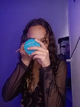 AlexxaAndRileyy online show from February 2026 04:58:02 PM