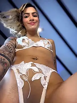 SweetTroubleXXX online show from February 2026 01:05:02 PM