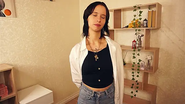 TereseBeebe online show from January 2026 08:35:01 PM