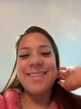 Pretty  Milf online show from April 2026 10:20:02 AM