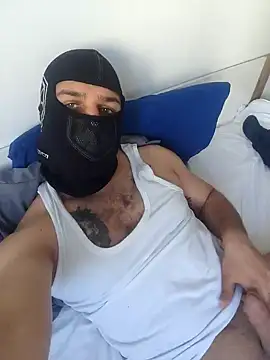 Mertozer01 online show from January 2026 08:31:02 AM