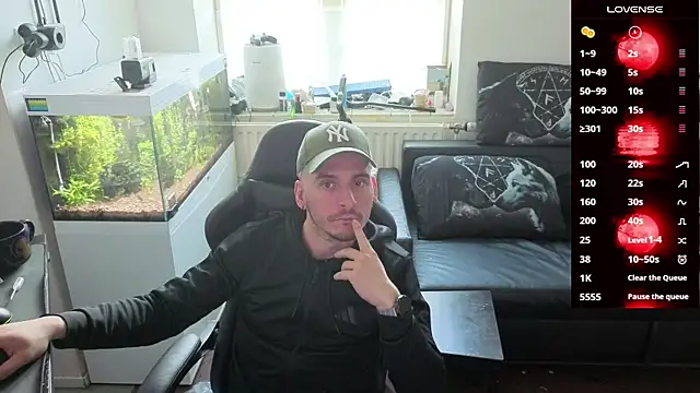 Rayzel White online show from March 2026 12:54:02 PM