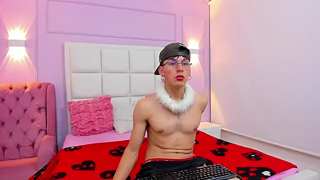 Alexander Collinss online show from February 2026 03:47:02 AM