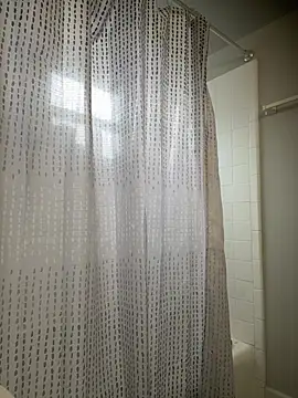 prettiexotic online show from April 2026 06:42:01 PM