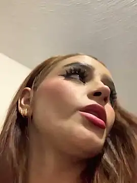 ivy-777 online show from May 2026 10:50:03 PM