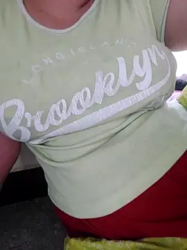 TamilDreamgirl08 online show from April 2026 09:35:02 AM